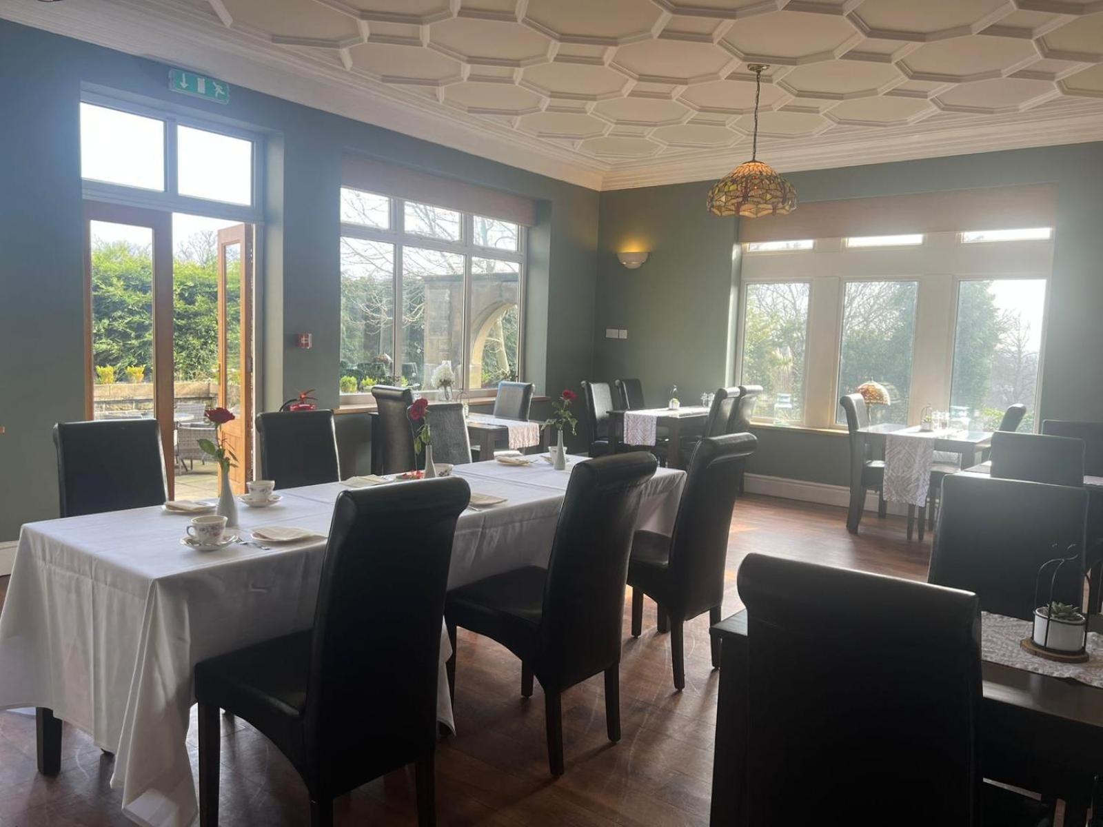 Heath Cottage Hotel Dewsbury Ngoại thất bức ảnh