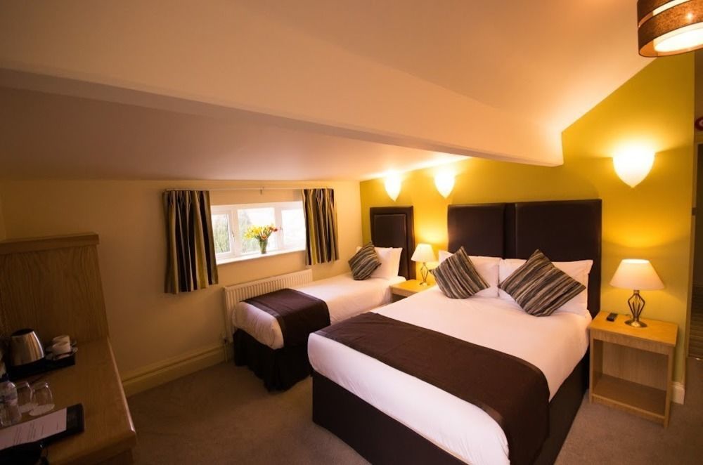 Heath Cottage Hotel Dewsbury Ngoại thất bức ảnh
