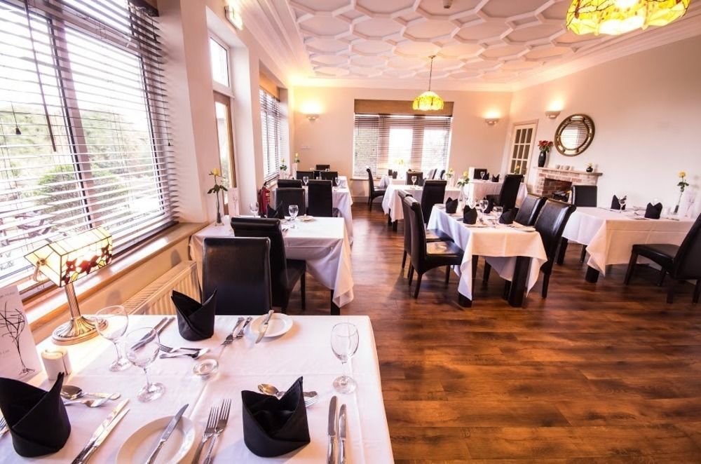 Heath Cottage Hotel Dewsbury Ngoại thất bức ảnh